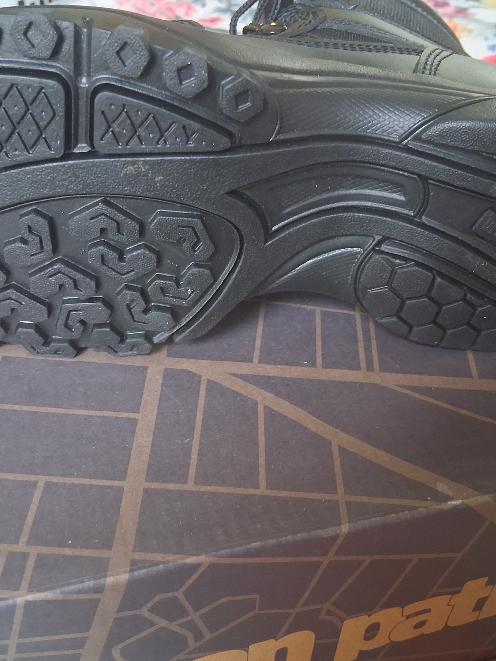 Men's Black Tactical Boot - Durable Lace-Up Work Shoe - Picture 3 of 6